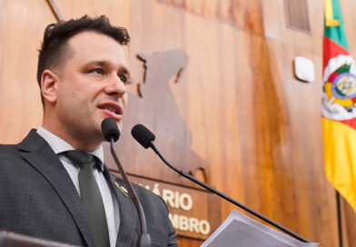 Deputado Leonel Radde apresenta PEC para acabar com o confisco dos aposentados