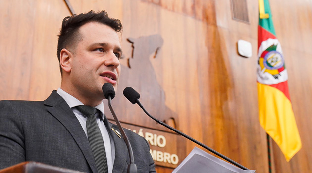 Deputado Leonel Radde apresenta PEC para acabar com o confisco dos aposentados